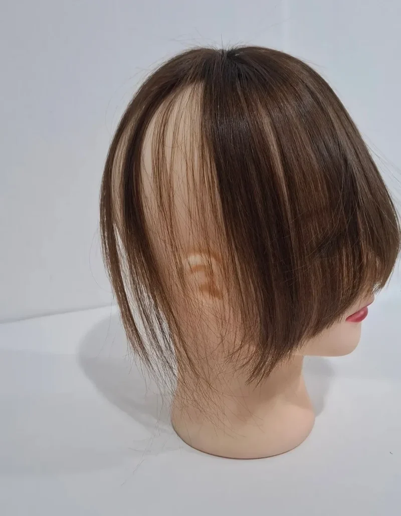 Toper od prirodne kose sa balayage prelazom iz tamnije u svjetliju nijansu